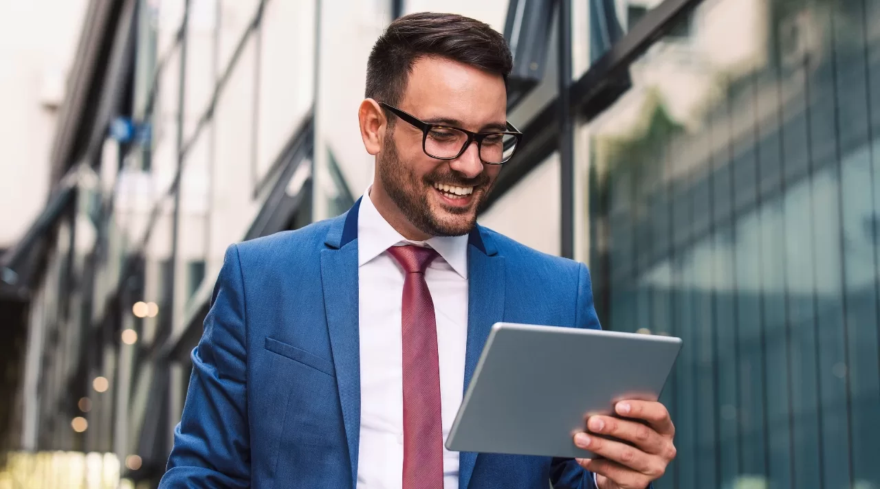Become a partner with Bankfeed